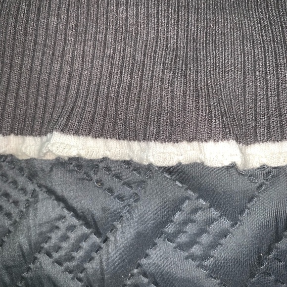 Shirt - Picture 4 of 4